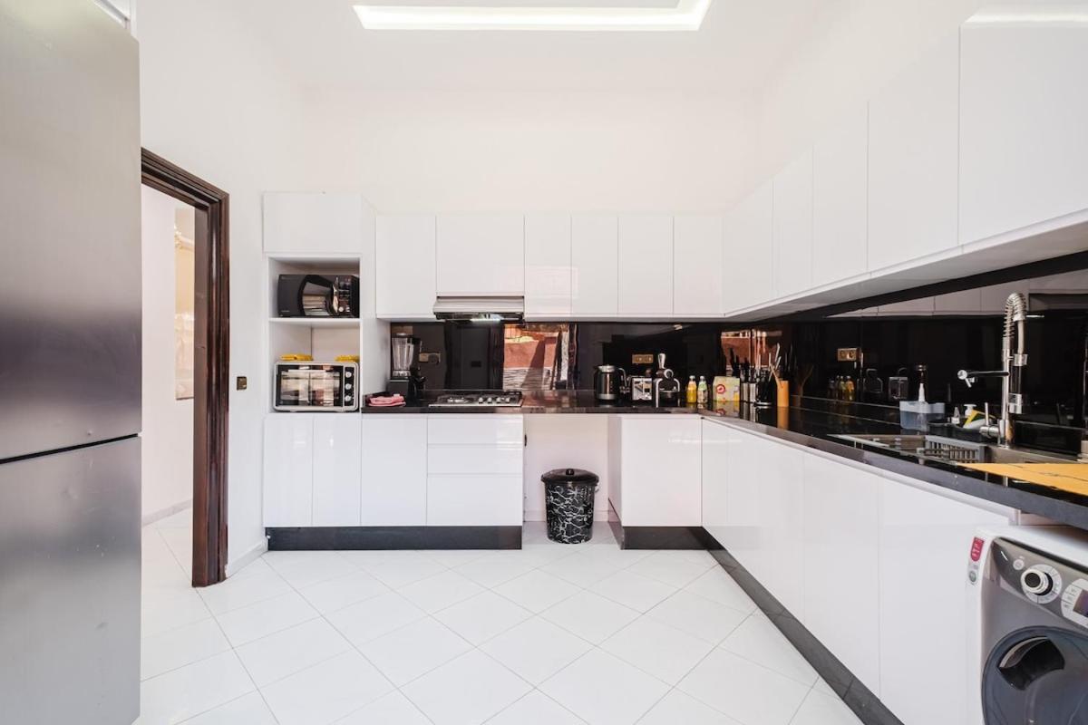 Villa 4 Bedrooms With Private Pool In Marrakech